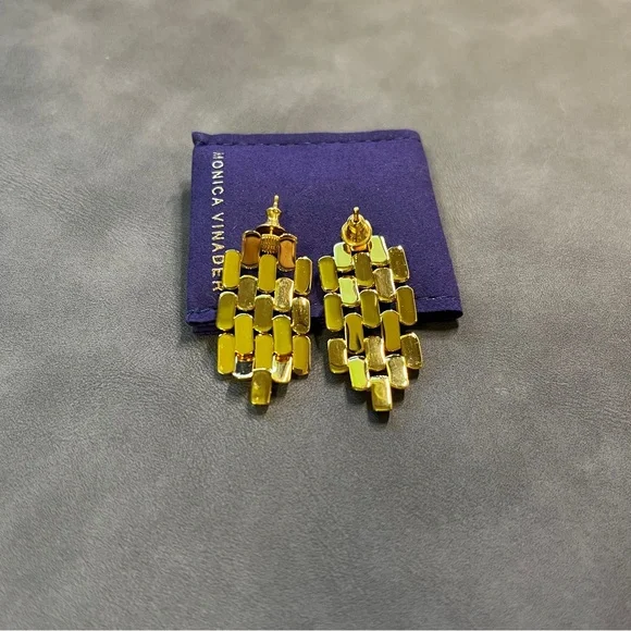 NIB Monica Vinader Heirloom Chain Earrings 18K Gold Vermeil Statement Classic - Picture 4 of 8
